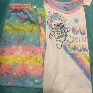 PJ&ME 5T  GIRLS  PAJAMAS SET PRINT: "OUT OF THIS WORLD"  LONG SLEEVE with PANTS
